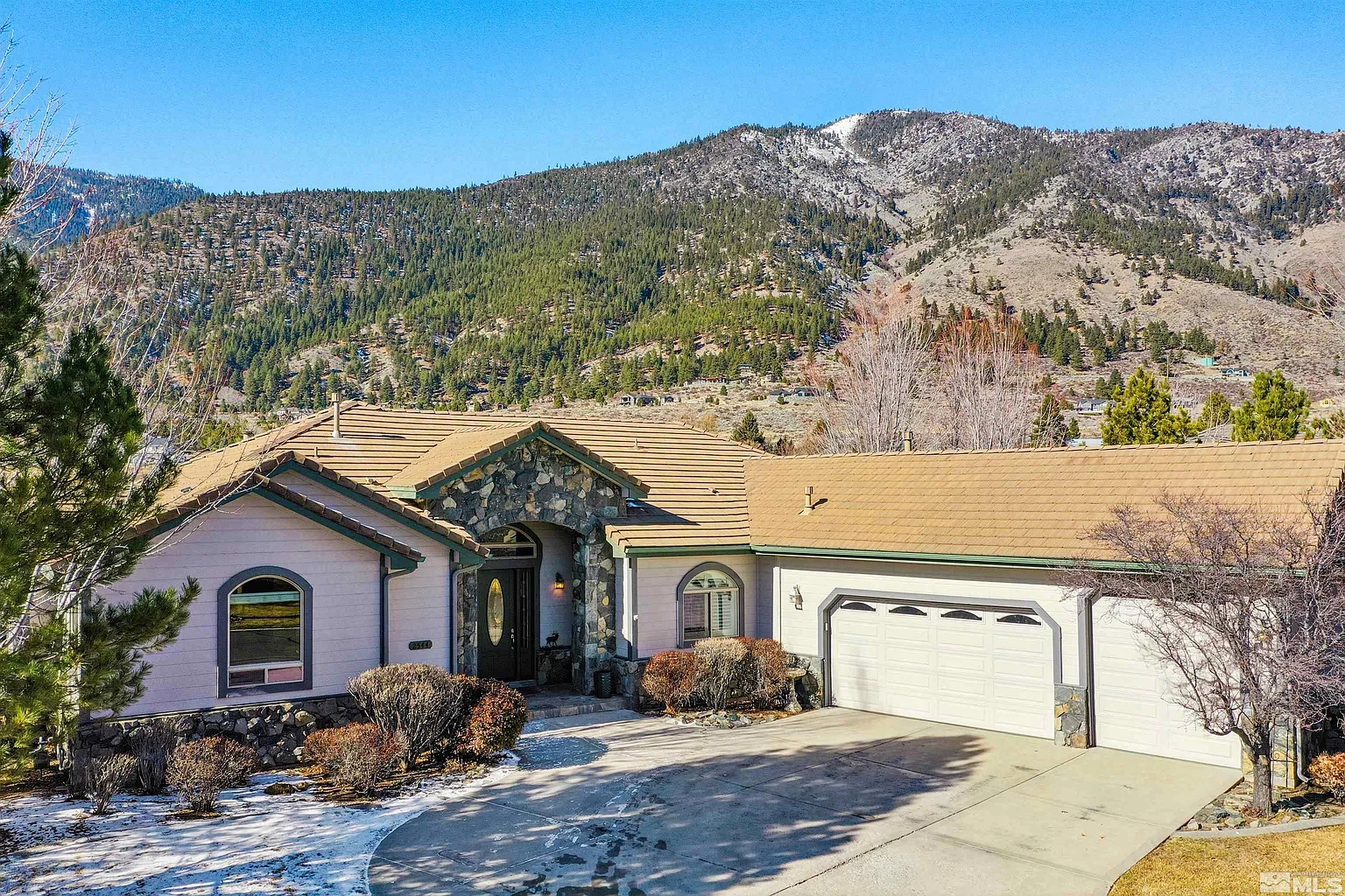 2544 Genoa Aspen Dr photo 1