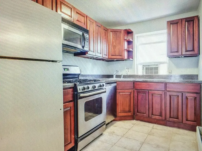 49 Coles St #2 — Photo 1