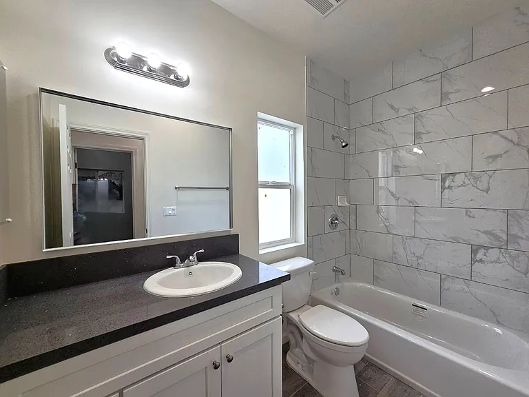 10812 E Klingerman St #1/2 — Photo 13