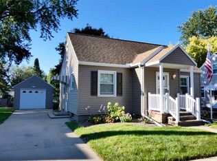 112 W Pine St, Metamora, IL 61548