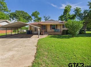 104 Sunny Ln, Athens, TX 75751