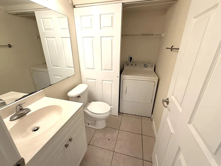 8141 Severn Dr #D — Photo 15