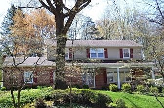 Welcome to 103 Edgemont Ct