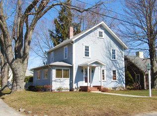 20 Ellis St, Rumford, RI 02916