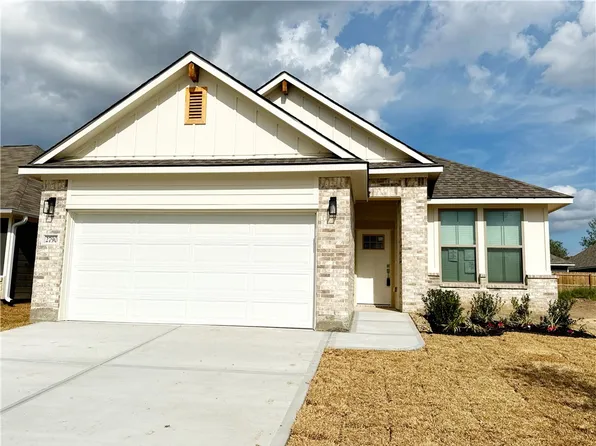 2790 Buccaneer Trl, Bryan, TX 77803