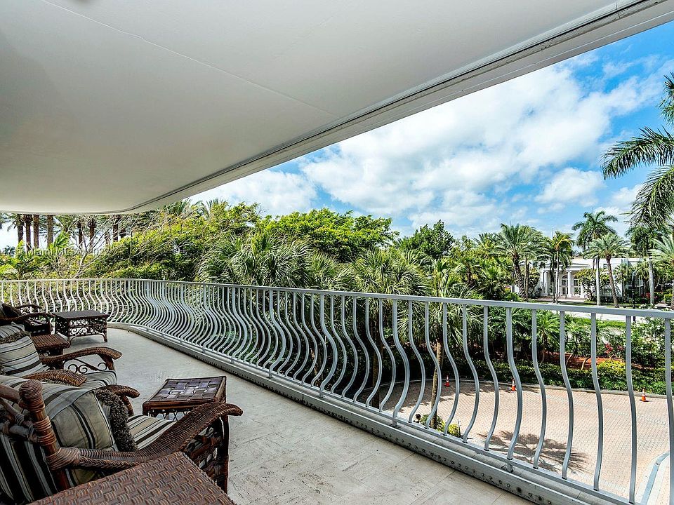 1st image of 10155 NE Collins Ave #209