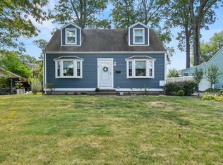 18 Birchcrest Dr, Southington, CT 06489