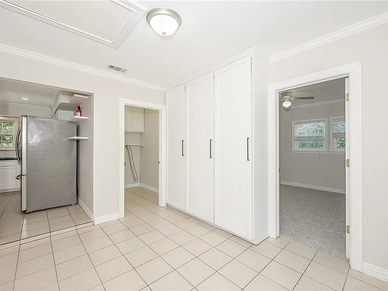 709 Inwood Dr — Photo 11
