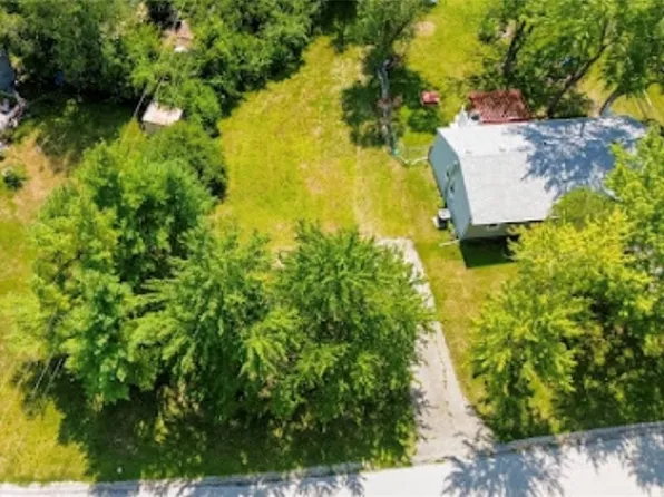 6105 E 148th Ter, Grandview, MO 64030