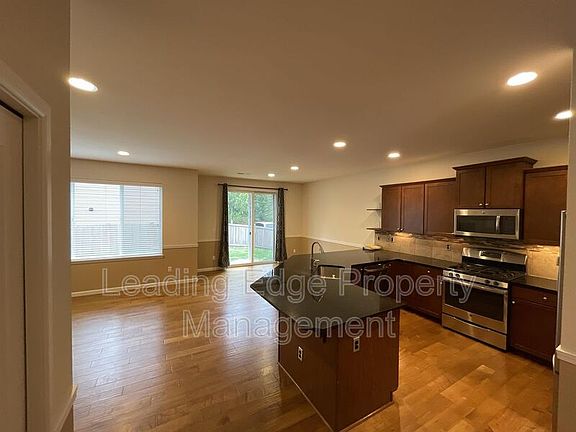 2nd image of 1311 118th Dr SE