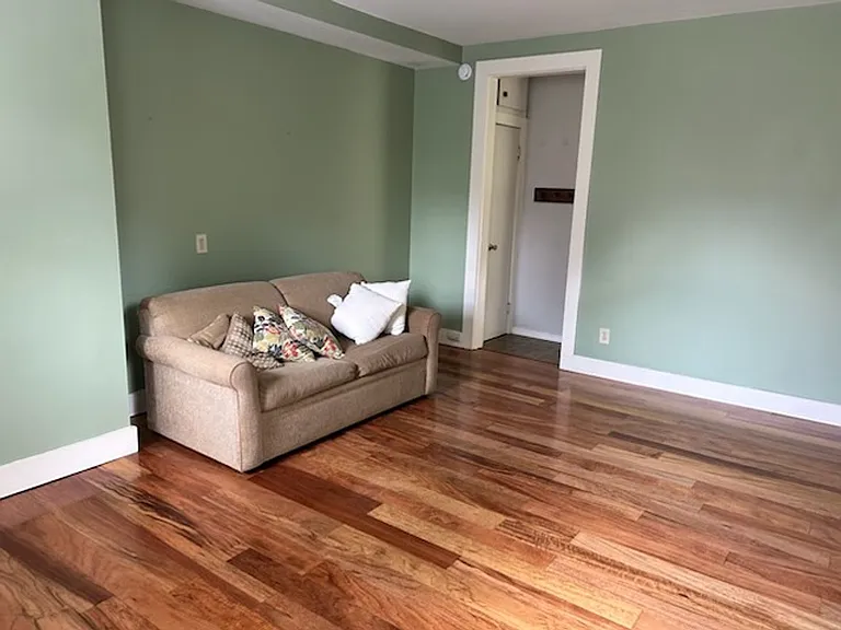60 Westminster Rd — Photo 5