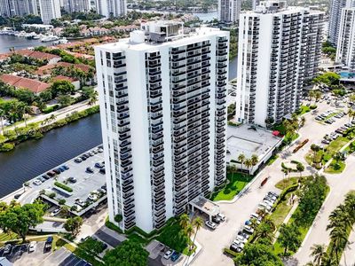 3625 N Country Club Dr APT 2608, Aventura, FL, 33180