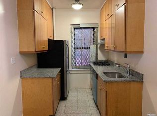 4333 48th St APT 2D, Long Island City, NY 11104