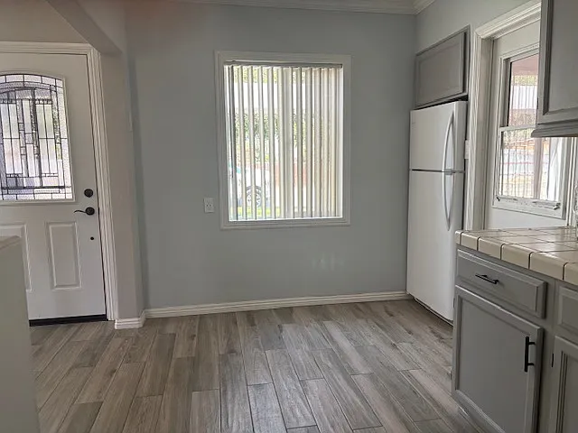 2 bed, 903 sqft, $1,650 — Photo 3