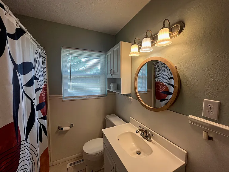 1332 W Boyd St — Photo 18