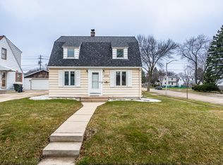 8604 W Montana Ave, West Allis, WI 53227