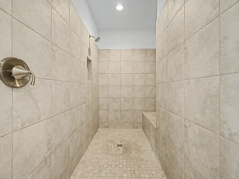 11673 N 136th St #2009 — Photo 29