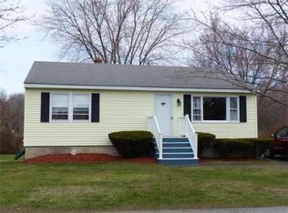3 Stuart St, Amesbury, MA 01913
