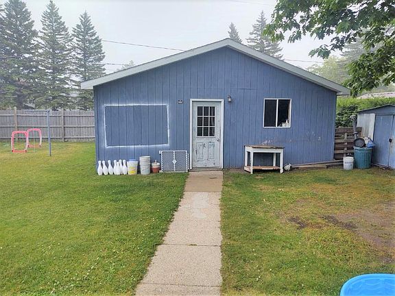 4th image of 764 Charles St