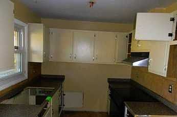3rd image of 2434 Marchmont Dr