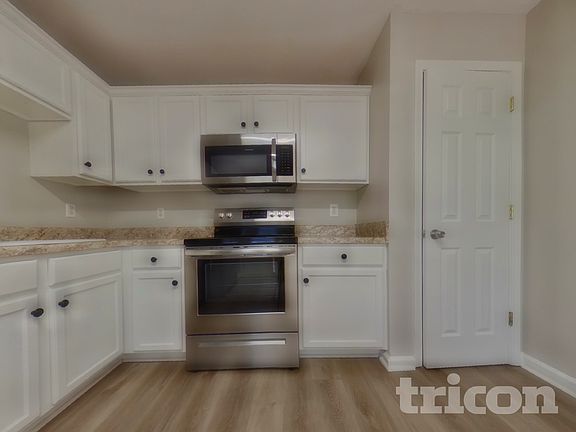 5th image of 115 Fairfax Dr