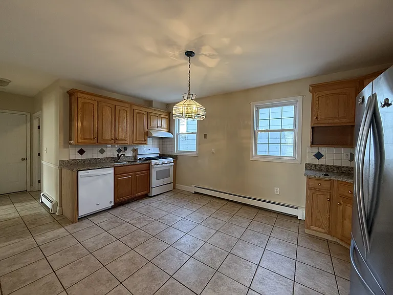 72 Orland St #72 — Photo 4