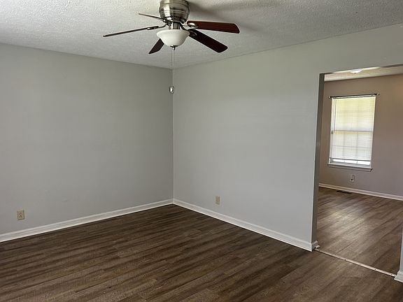 5th image of 370 Hugh Hunter Rd