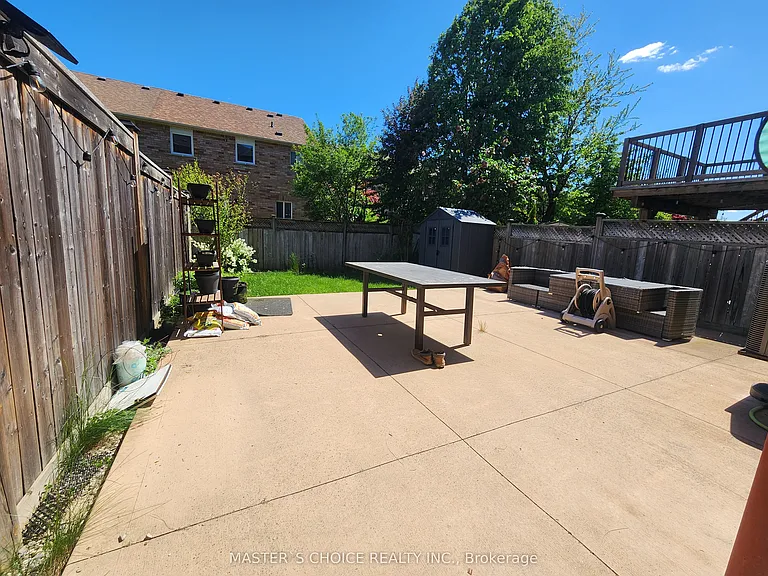 82 Bellagio Cres #BASEMENT — Photo 12