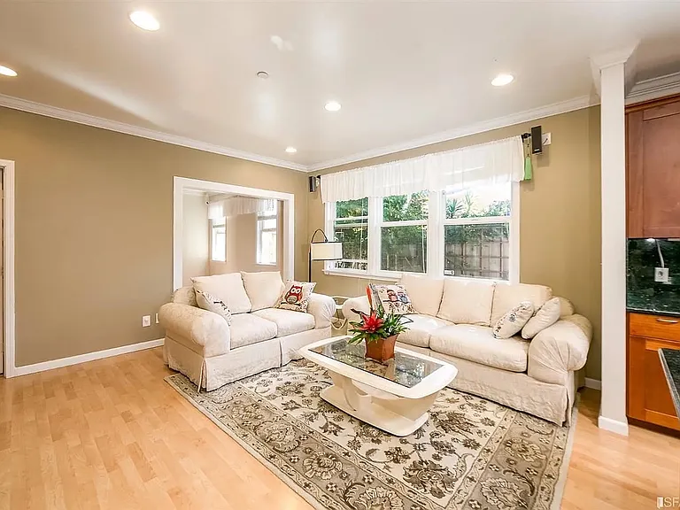 1678 Lodi Ave — Photo 2