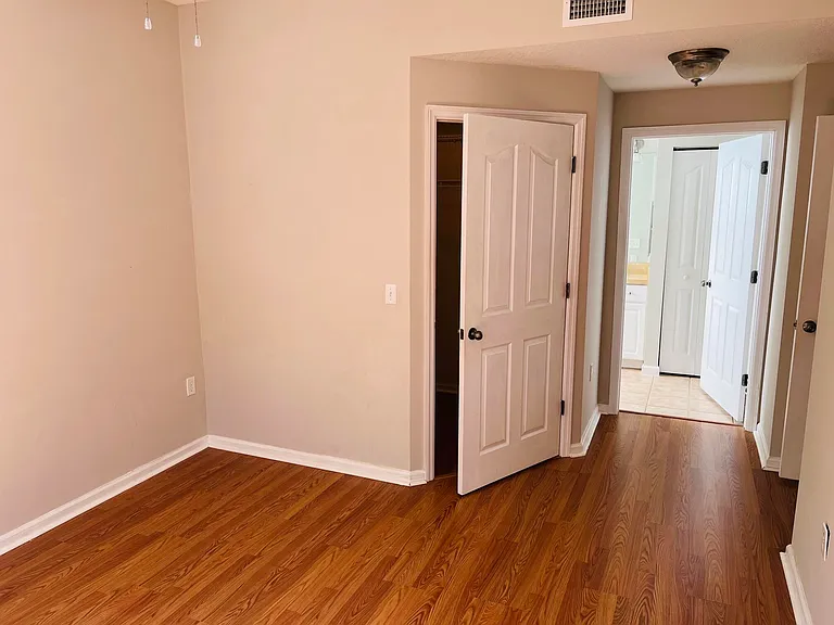 6101 Myrtlewood Cir W — Photo 6