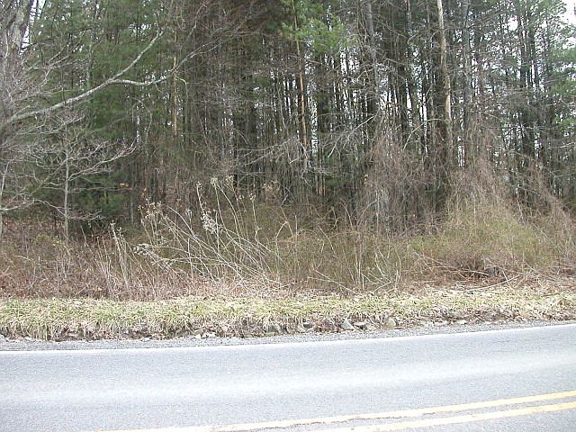 2nd image of 822 Scott Ridge Rd