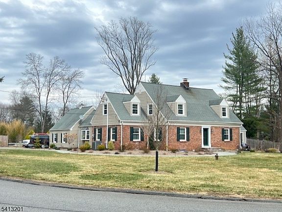 2nd image of 225 Emmans Rd