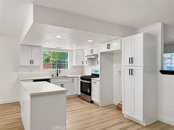 4th image of 43815 Gillan Ave