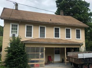2281 Railroad St, Clayville, NY 13322