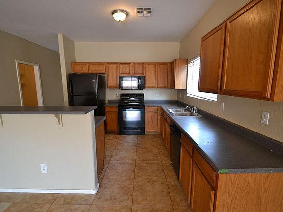 3rd image of 4626 N 91st Dr