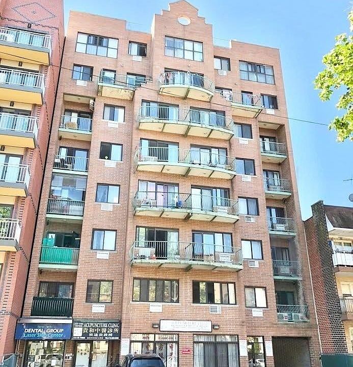 1st image of 144-48 Roosevelt Avenue #7D