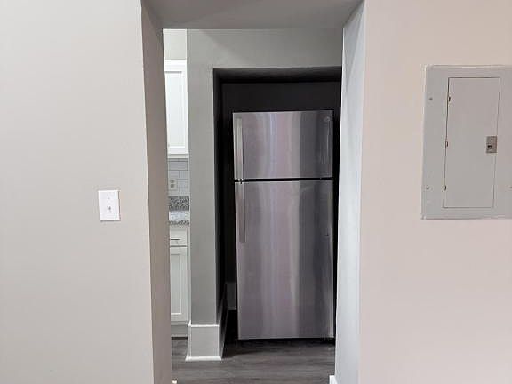 3rd image of 508 W Oak St #3