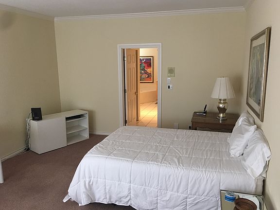 3rd image of 4605 Harley Ave