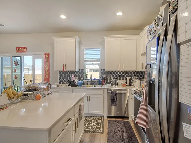 705 McRoy St — Photo 8