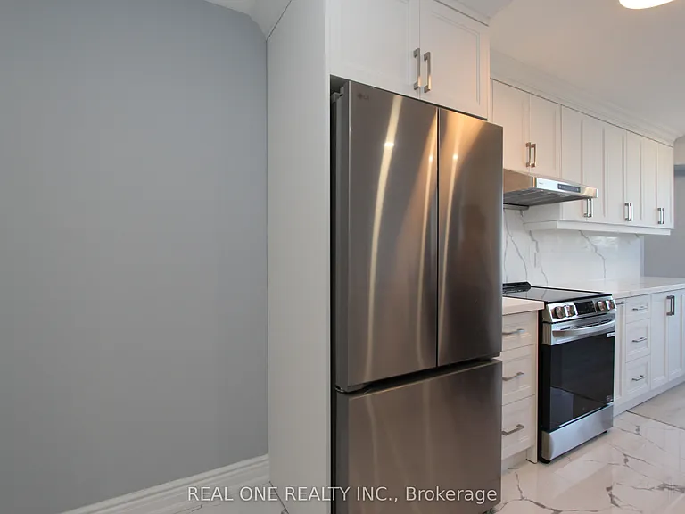 1883 McNicoll Ave #719 — Photo 7