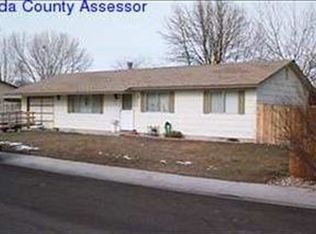 1236 W Newport Dr, Meridian, ID 83646