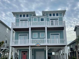 218 E 1st St, Ocean Isle Beach, NC 28469