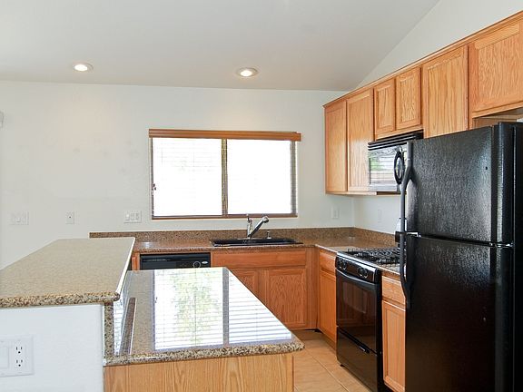 3rd image of 3236 Bublin Bay Ave