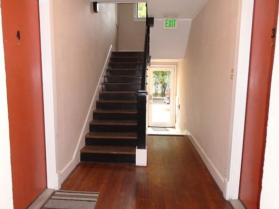 2nd image of 2309 N Fitzhugh Ave APT 4