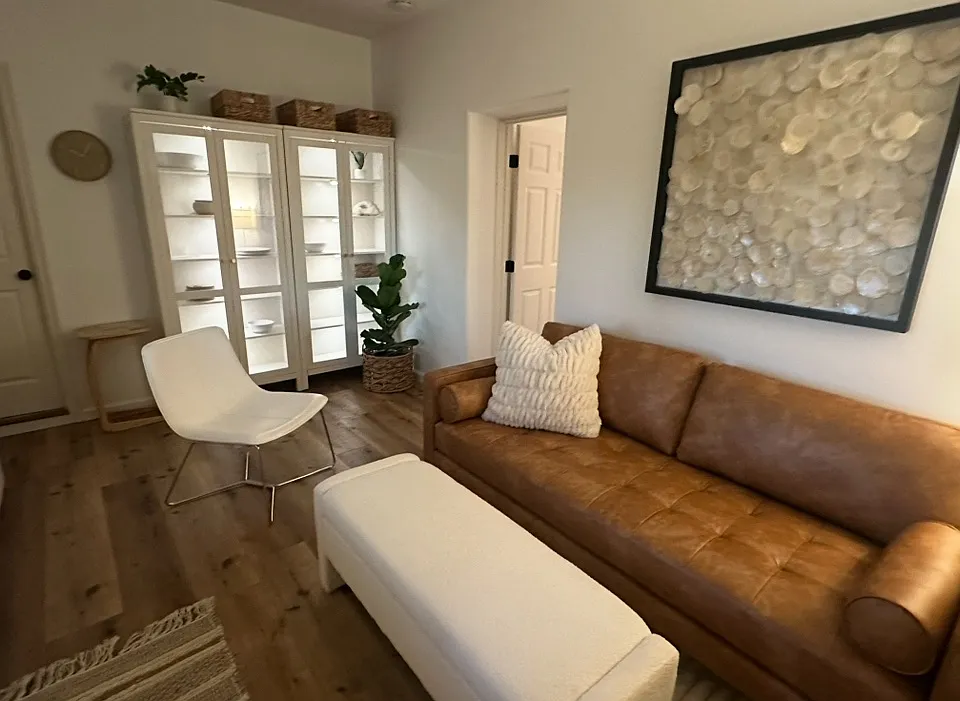 4615 La Noria