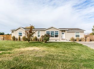 50610 N Evert Rd, Benton City, WA 99320