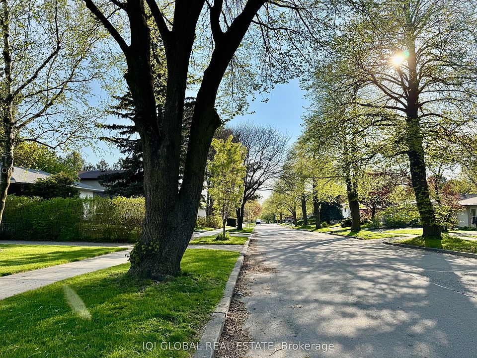 1st image of 57 Threadneedle Cres