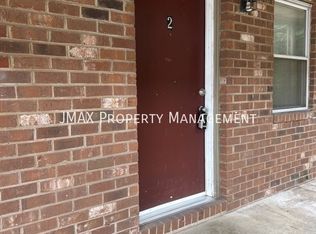 321 9th St APT 2, Vinton, VA 24179