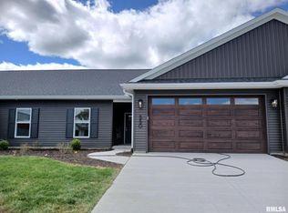 550 N 3rd St, Eldridge, IA 52748