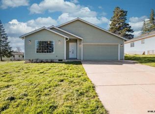 1133 SW Maple St, Dallas, OR 97338